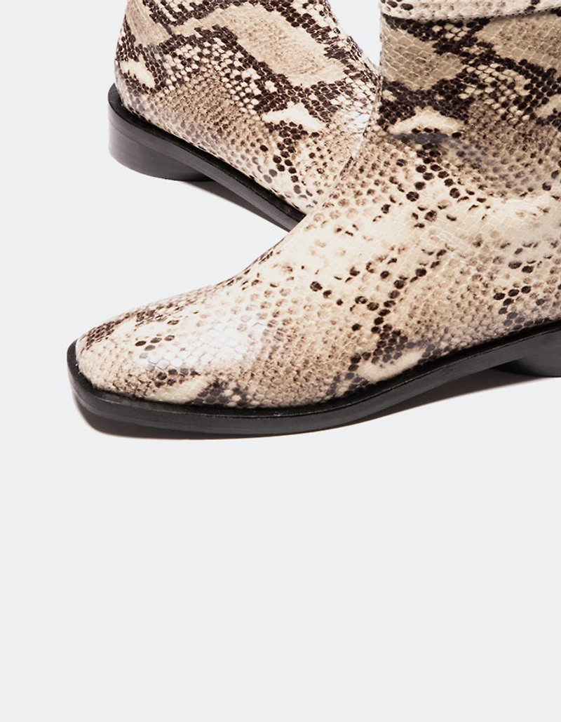 Alfama Natural Snake