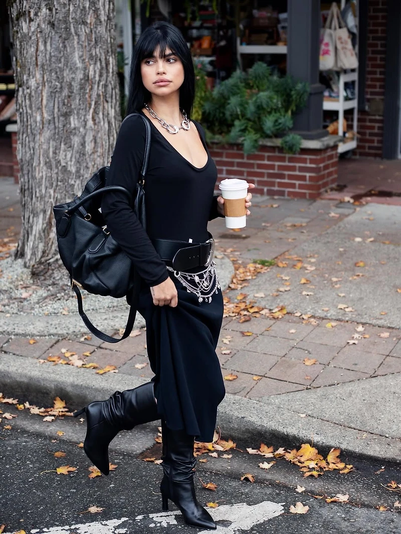 Davila Black Leather