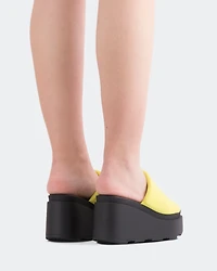 Jenner Yellow Lycra