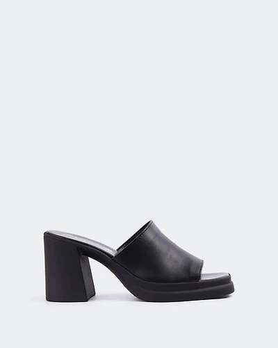 Arezzo Black Leather