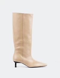 Blanzy Camel Leather