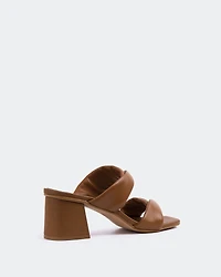 Busto Tan Leather