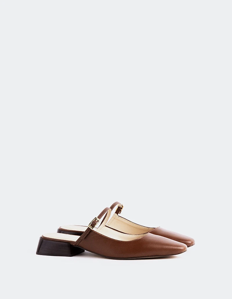 Calantha Cognac Leather