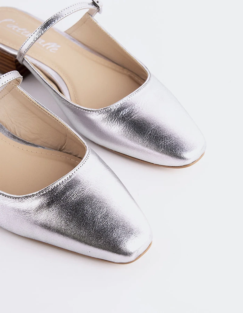 Calantha Silver Leather