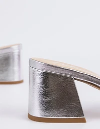 Clarabelle Silver Leather