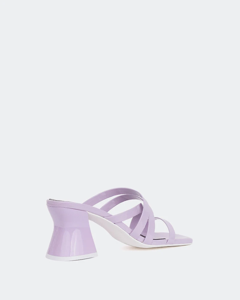Curious Lilac Patent