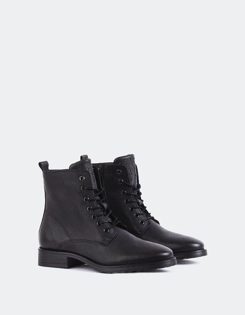 Daiki Black Leather