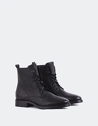 Daiki Black Leather