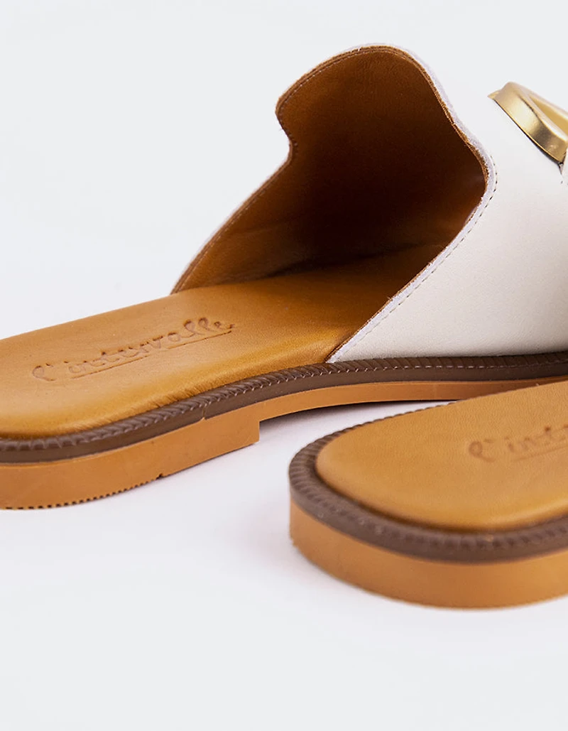 Dauphine Ice Leather