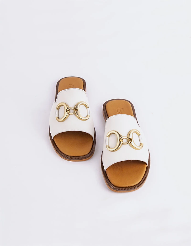 Dauphine Ice Leather
