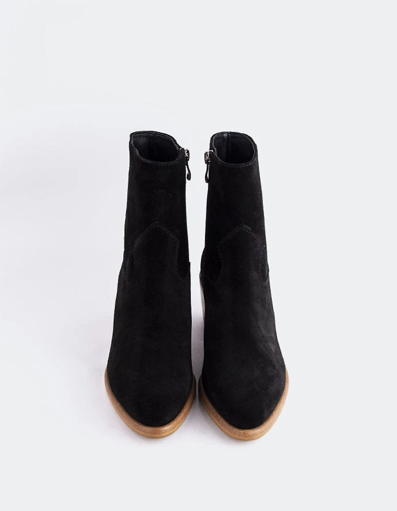 Deimos Black Suede