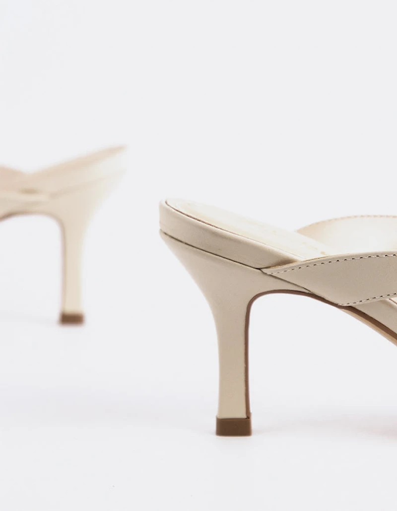 Delight Off White Leather