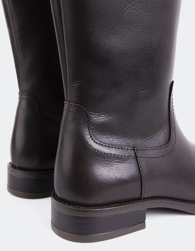 Delorre Brown Leather