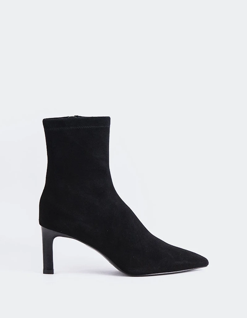 Deneb Black Suede