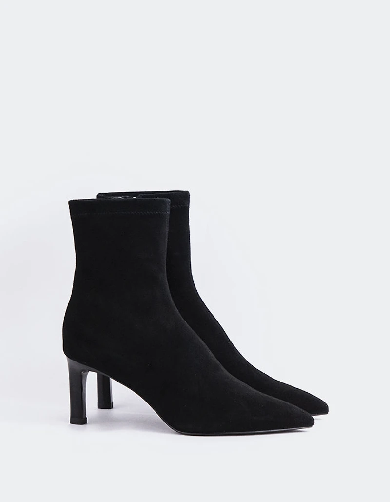 Deneb Black Suede