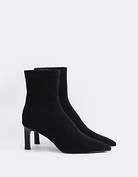 Deneb Black Suede