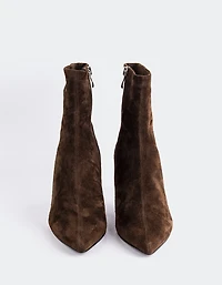 Deneb Brown Suede