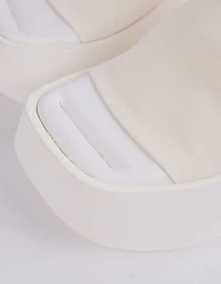 Douce White Lycra