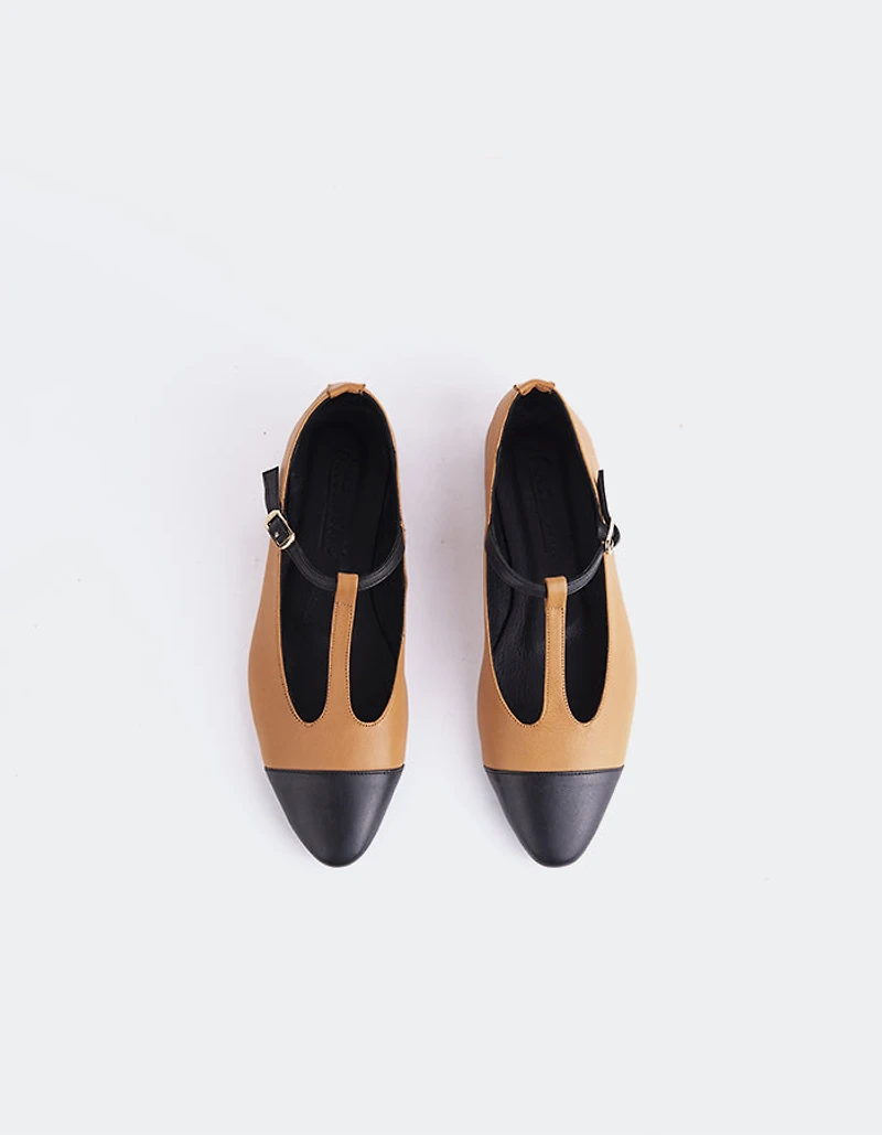 Elara Tan Black Leather