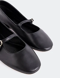 Erynnis Black Leather
