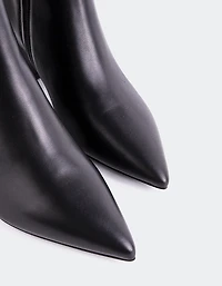 Eugenie Black Leather