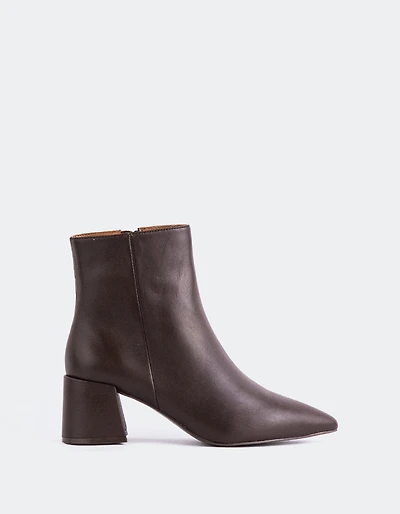 Eugenie Brown Leather