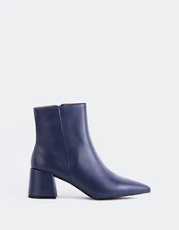 Eugenie Navy Leather