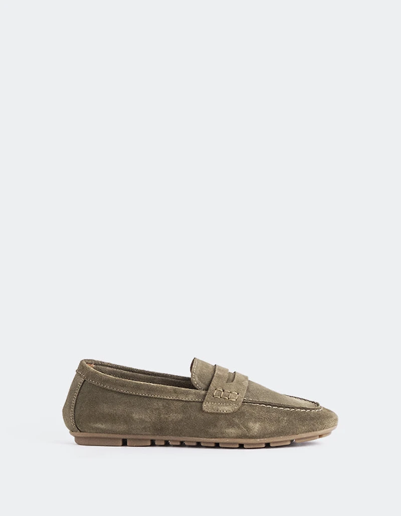 Ezzie Khaki Suede