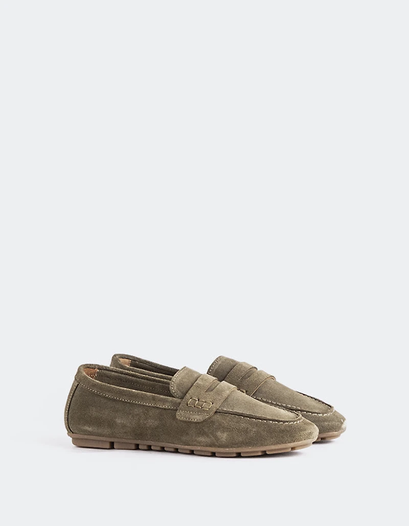 Ezzie Khaki Suede