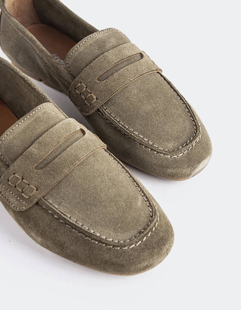 Ezzie Khaki Suede