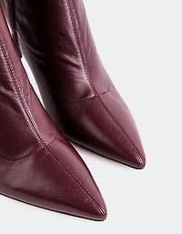 Farron Burgundy Leather
