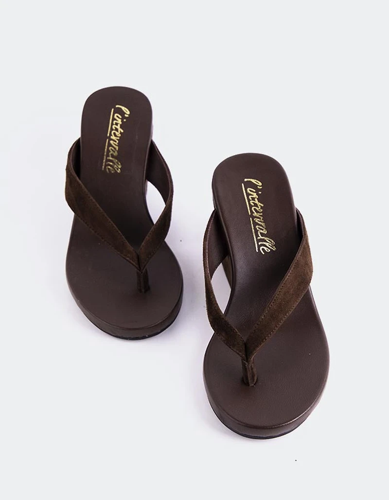 Felly Brown Suede