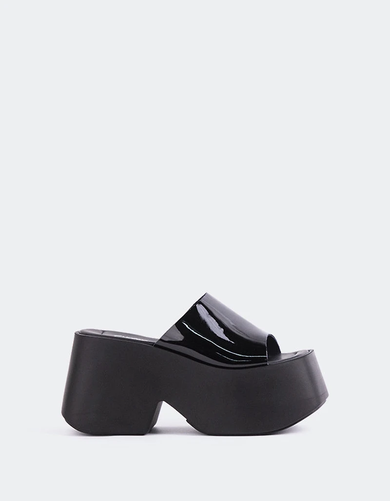 Fidèle Black Patent