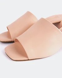 Fortunata Pink Leather