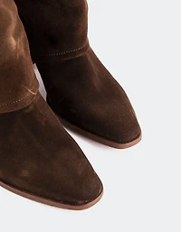 Frigg Brown Suede