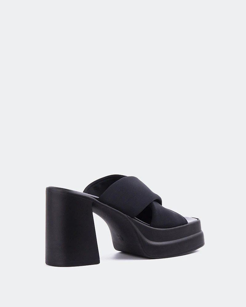 Gela Black Lycra