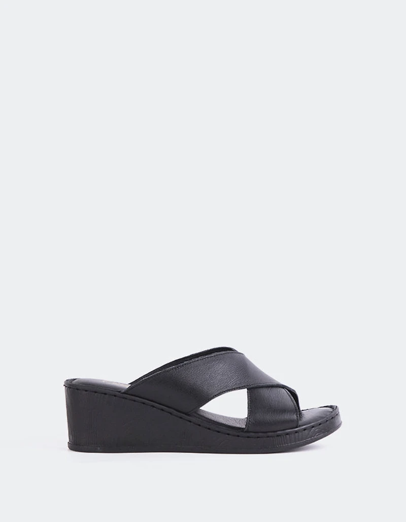 Govina Black Leather
