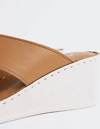 Govina Tan Leather