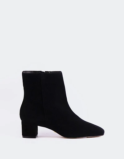 Gracyn Black Suede