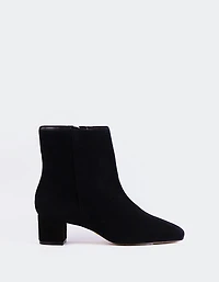 Gracyn Black Suede