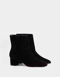 Gracyn Black Suede