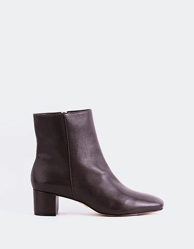 Gracyn Brown Leather