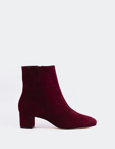 Gracyn Burgundy Suede