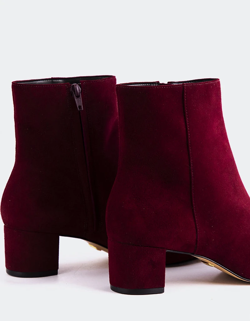 Gracyn Burgundy Suede