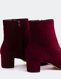 Gracyn Burgundy Suede