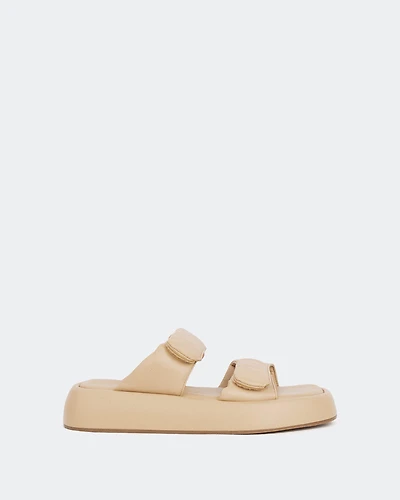 Isoria Camel Leather