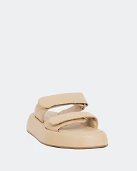 Isoria Camel Leather