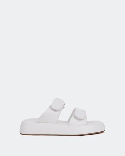 Isoria White Leather
