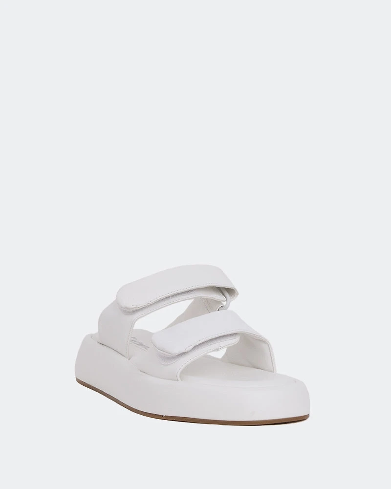 Isoria White Leather