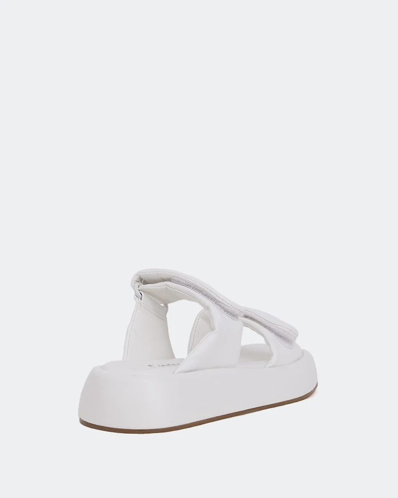 Isoria White Leather